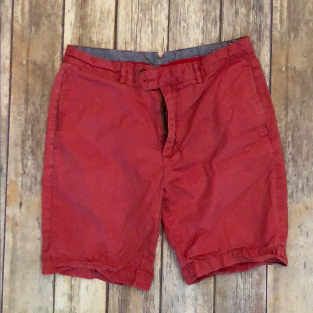 Cremieux Men’s red shorts